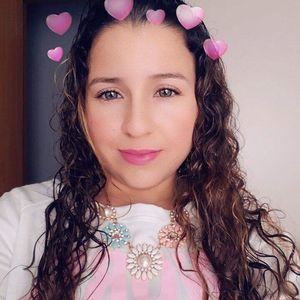 Meet your Posher, Dalia